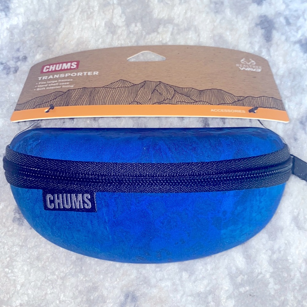 Chums blue sunglasses case, brand NWT!